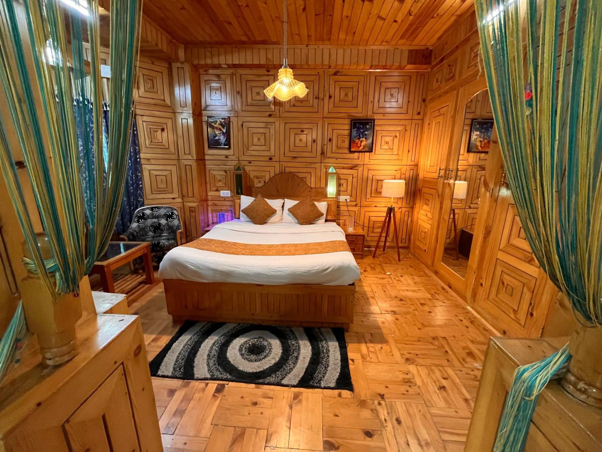 Woods Villa Cottages Manali - 1,2,3,4 Cottages & Villas Available In Manali With Scenic Mountain View Exterior photo
